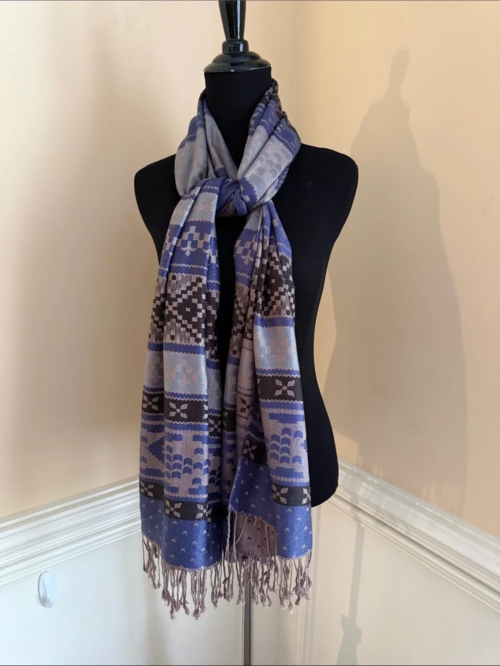 Jacquard‎ Patterned Fringe Shawl in Lavender and Tan Multicolor One Size